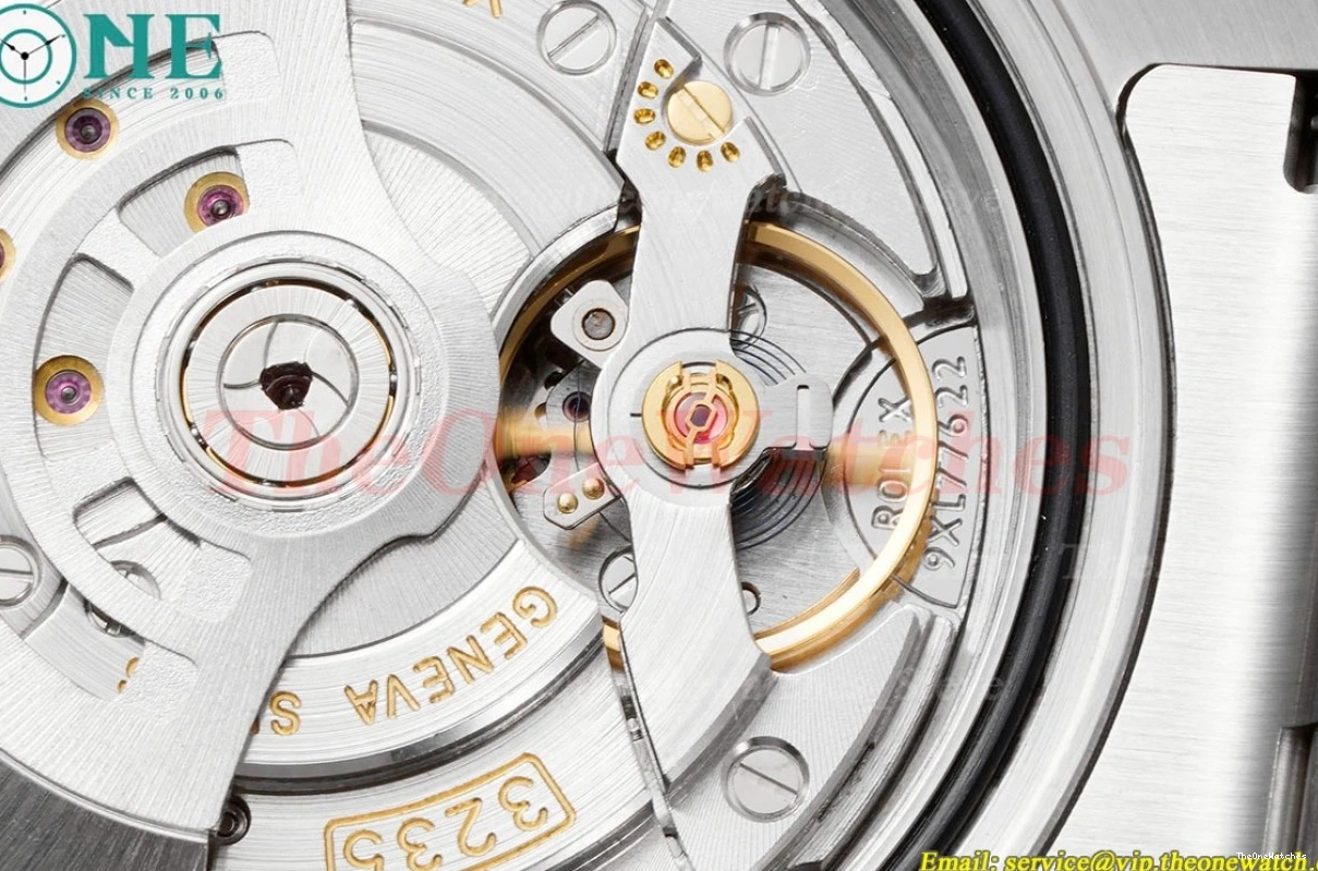 SS 126622 40mm Dot SS C+S Yacht-Master Grey VR3235 0306